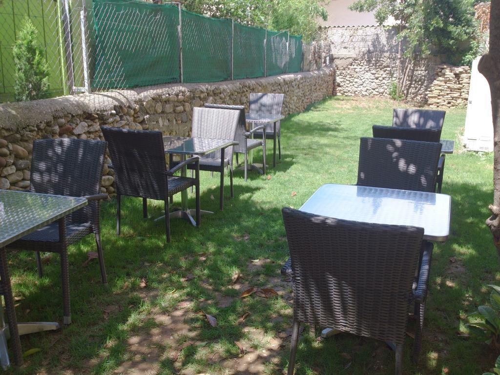 Hotel Les Petits Oreillers Saint-Martin-d'Ardeche Exterior photo