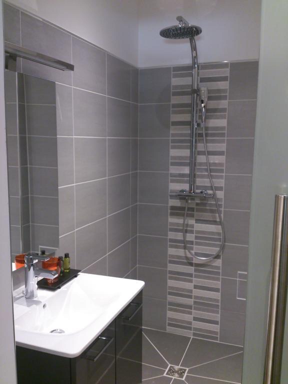 Hotel Les Petits Oreillers Saint-Martin-d'Ardeche Room photo